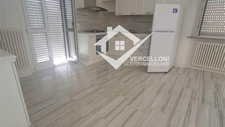 VENDESI 3L+DS RISTRUTTURATO  